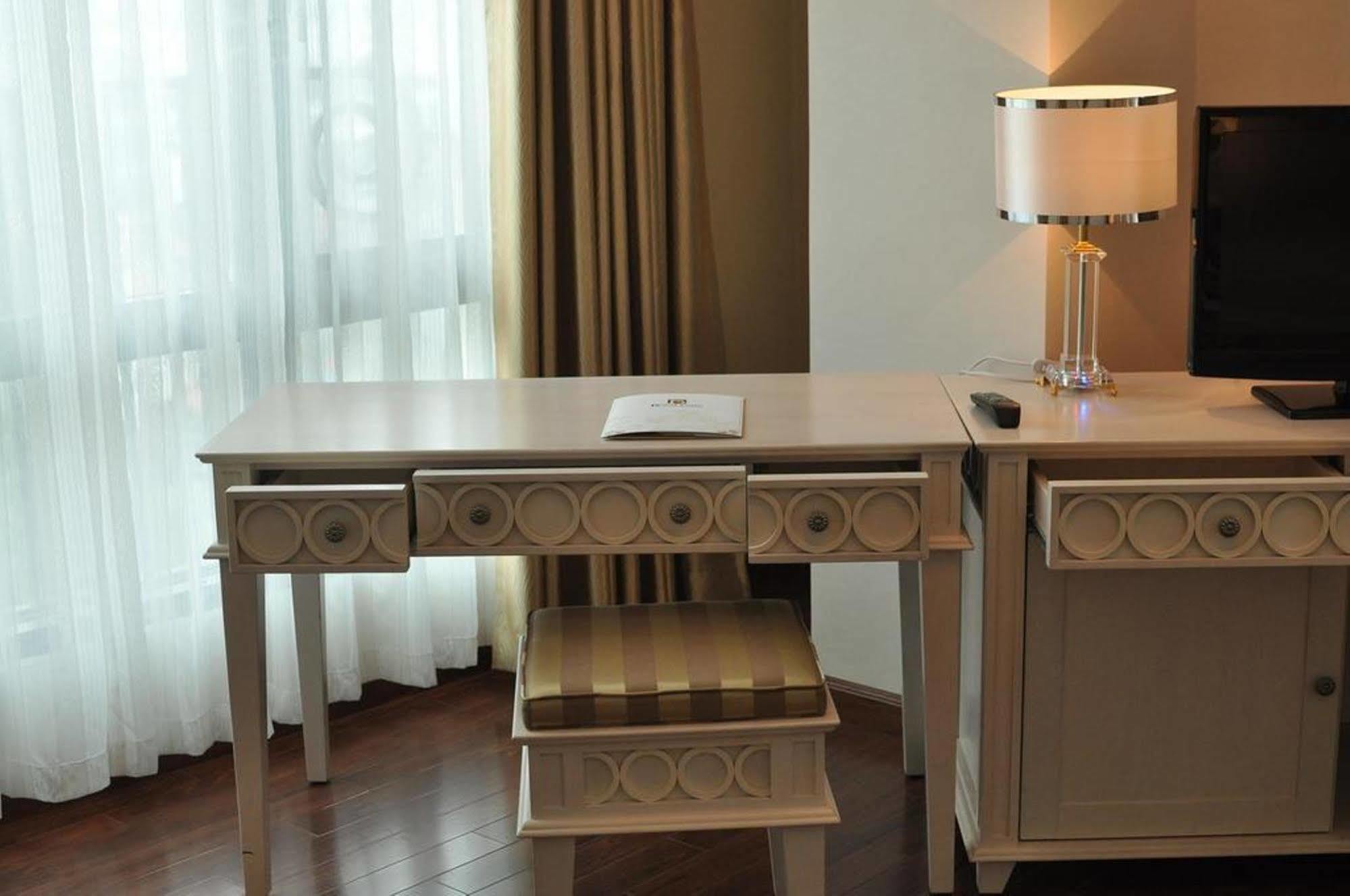 Royal Gate Hotel Hanoi Zewnętrze zdjęcie