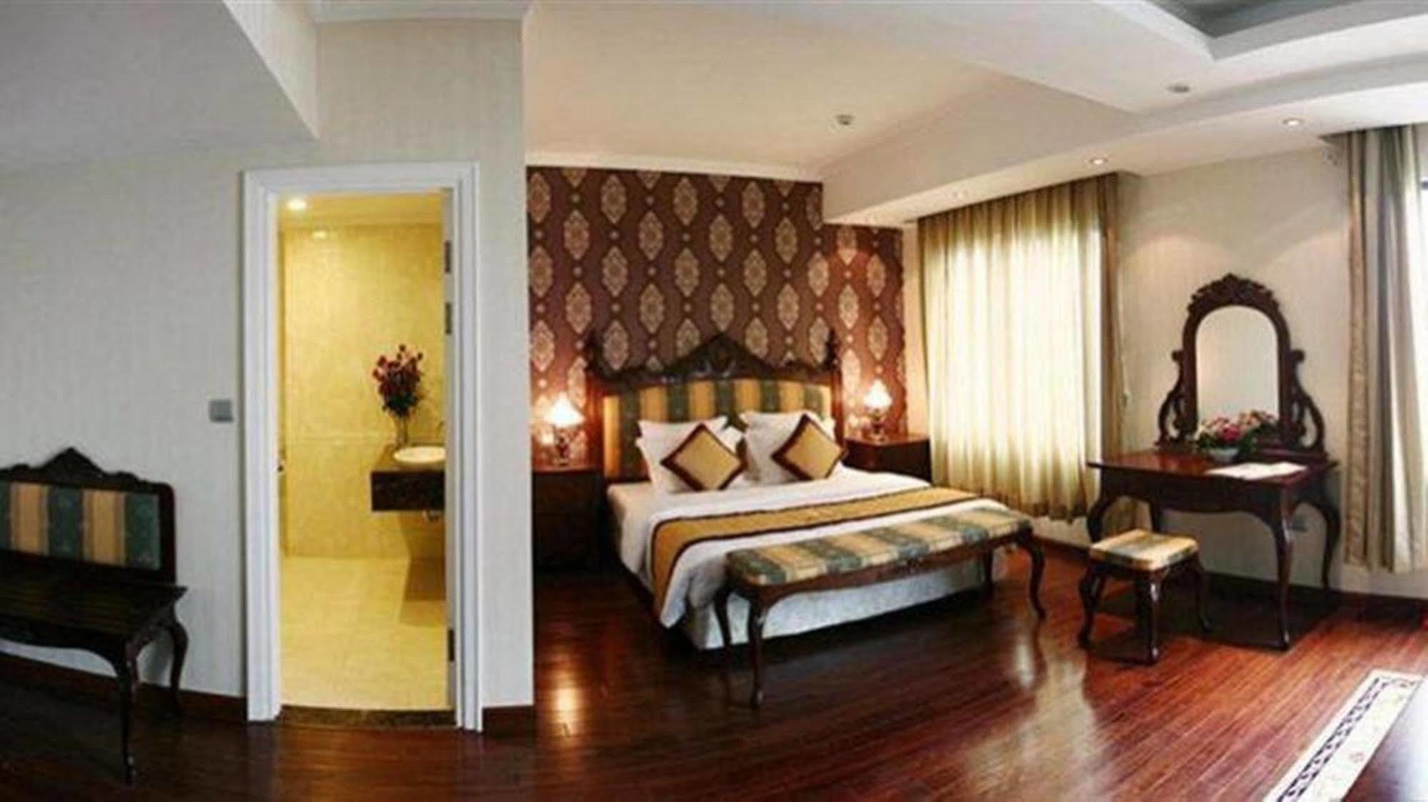 Royal Gate Hotel Hanoi Zewnętrze zdjęcie